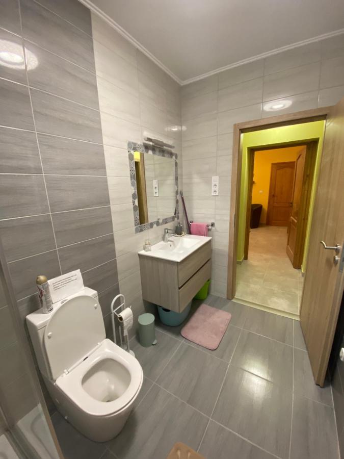 אגר Eszter Apartman מראה חיצוני תמונה